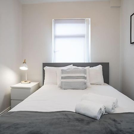 Cozy Townhouse, Walking Distance To Belfast City Εξωτερικό φωτογραφία